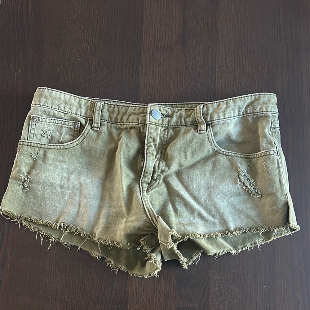 Free People Distressed shorts